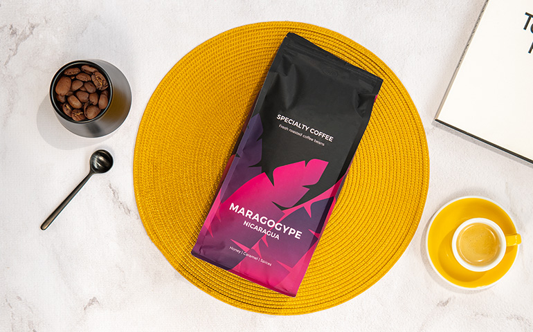 Specialty coffee beans “Nicaragua Maragogype”